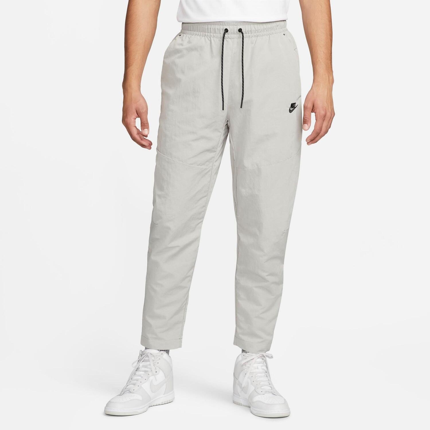 Мужские брюки Nike Sportswear Tech Essentials на подкладке для повседневного использования, серый
Мужские брюки Nike Sportswear Tech Essentials на подкладке для повседневного использования, серый