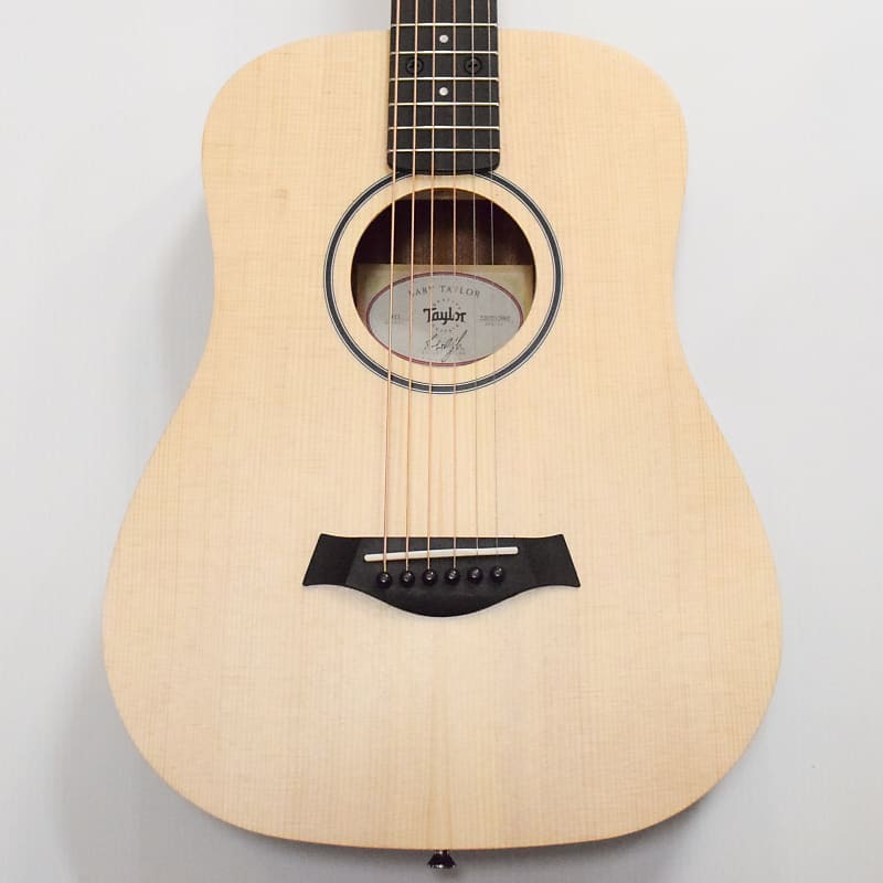 Акустическая гитара Taylor Baby Taylor BT1 Walnut - натуральная ситхинская ель Baby Taylor BT1 Walnut Acoustic Guitar
Акустическая гитара Taylor Baby Taylor BT1 Walnut - натуральная ситхинская ель Baby Taylor BT1 Walnut Acoustic Guitar
