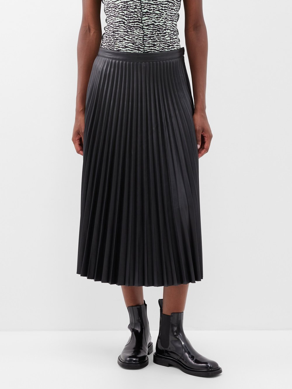 Плиссированная юбка миди из искусственной кожи Proenza Schouler White Label, черный
Плиссированная юбка миди из искусственной кожи Proenza Schouler White Label, черный