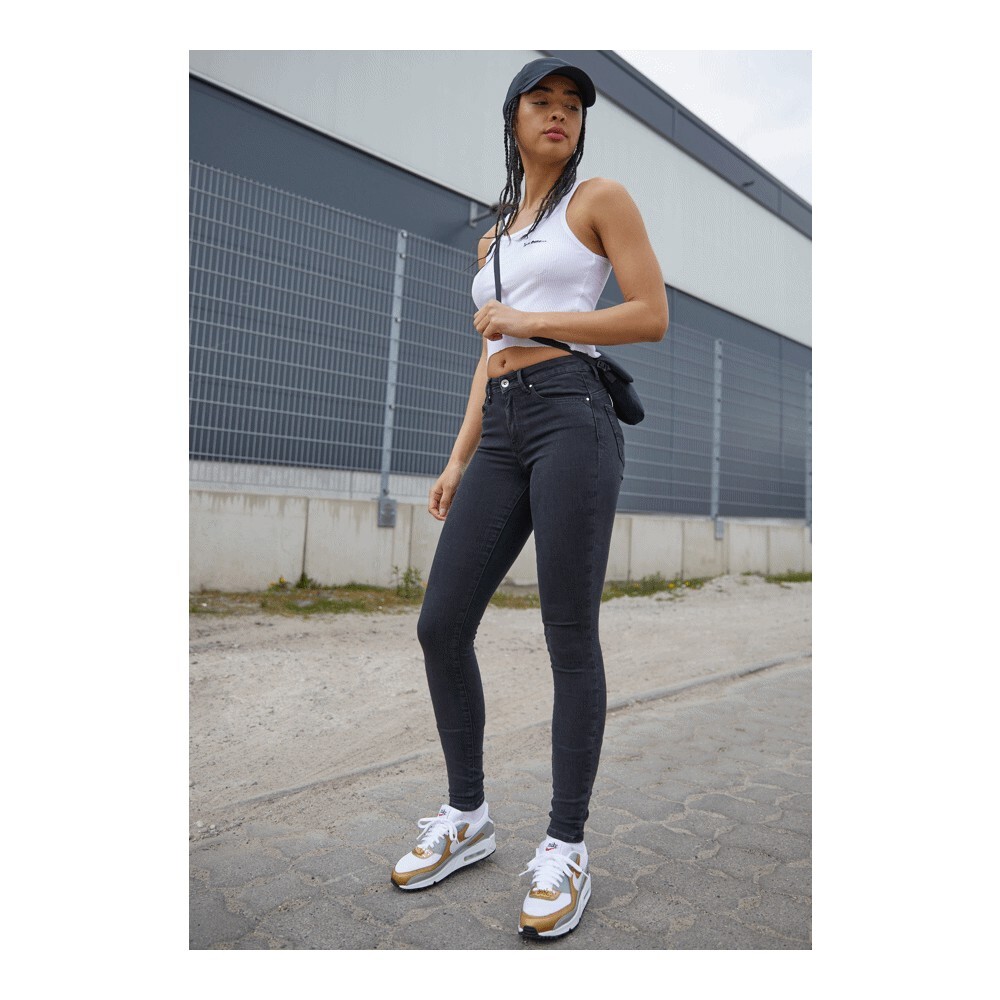 Кроссовки Nike Sportswear Air Max 90 Se, white/metallic gold/metallic silver/black/habanero red
Кроссовки Nike Sportswear Air Max 90 Se, white/metallic gold/metallic silver/black/habanero red