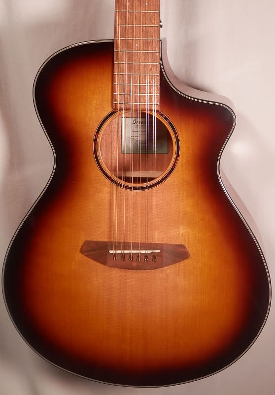 Breedlove Discovery S Concert Edgeburst 12 String CE Sitka-African mahogany Acoustic Electric
Breedlove Discovery S Concert Edgeburst 12 String CE Sitka-African mahogany Acoustic Electric