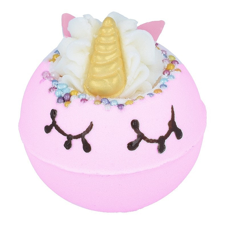 Bomb Cosmetics Газированная бомбочка для ванны The Last Unicorn Bath Blaster 160г
Bomb Cosmetics Газированная бомбочка для ванны The Last Unicorn Bath Blaster 160г