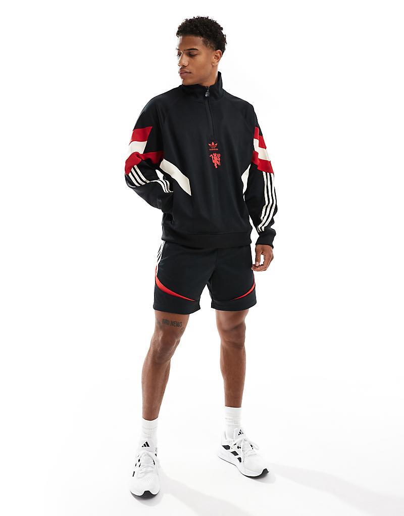 adidas Football – Manchester United Originals – Черная толстовка с молнией на шее
adidas Football – Manchester United Originals – Черная толстовка с молнией на шее