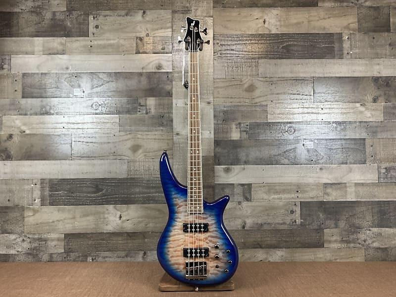 Серия Jackson JS Spectra Bass JS3Q Amber Blue Burst JS Series Spectra Bass JS3Q Amber Blue Burst
Серия Jackson JS Spectra Bass JS3Q Amber Blue Burst JS Series Spectra Bass JS3Q Amber Blue Burst