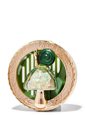 Автомобильный держатель для ароматизаторов Snail On Mushroom, Bath and Body Works
Автомобильный держатель для ароматизаторов Snail On Mushroom, Bath and Body Works