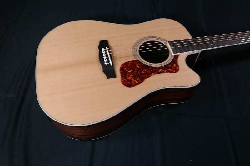 Акустическая гитара Guild D-260CE Deluxe - 200 Archback Deluxe Solid Top Dreadnought - Natural Gloss 785
Акустическая гитара Guild D-260CE Deluxe - 200 Archback Deluxe Solid Top Dreadnought - Natural Gloss 785