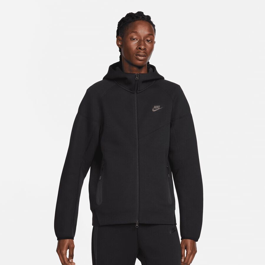 Спортивная толстовка с молнией во всю длину из флиса Windrunner NIKE, цвет black/black
Спортивная толстовка с молнией во всю длину из флиса Windrunner NIKE, цвет black/black