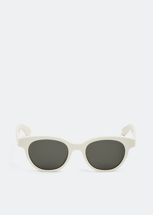 Солнечные очки ALEXANDER MCQUEEN Angled Pantos sunglasses, белый
Солнечные очки ALEXANDER MCQUEEN Angled Pantos sunglasses, белый
