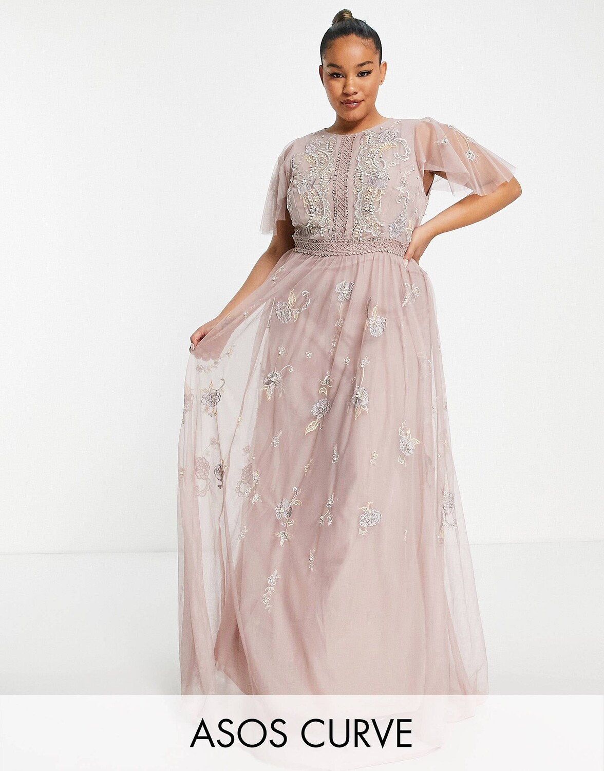 Розовое платье макси с жемчугом и цветочной вышивкой ASOS DESIGN Curve Bridesmaid, Розовый
Розовое платье макси с жемчугом и цветочной вышивкой ASOS DESIGN Curve Bridesmaid, Розовый