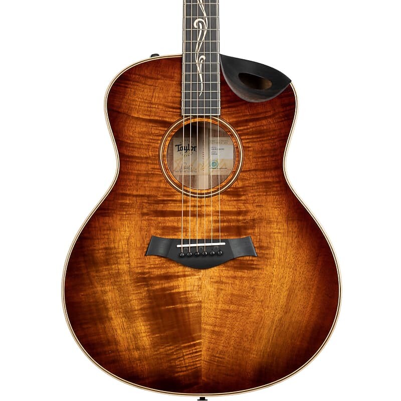 Акустическая электрогитара Taylor K26CE All Koa Grand Symphony в цвете Shaded Edgeburst
Акустическая электрогитара Taylor K26CE All Koa Grand Symphony в цвете Shaded Edgeburst