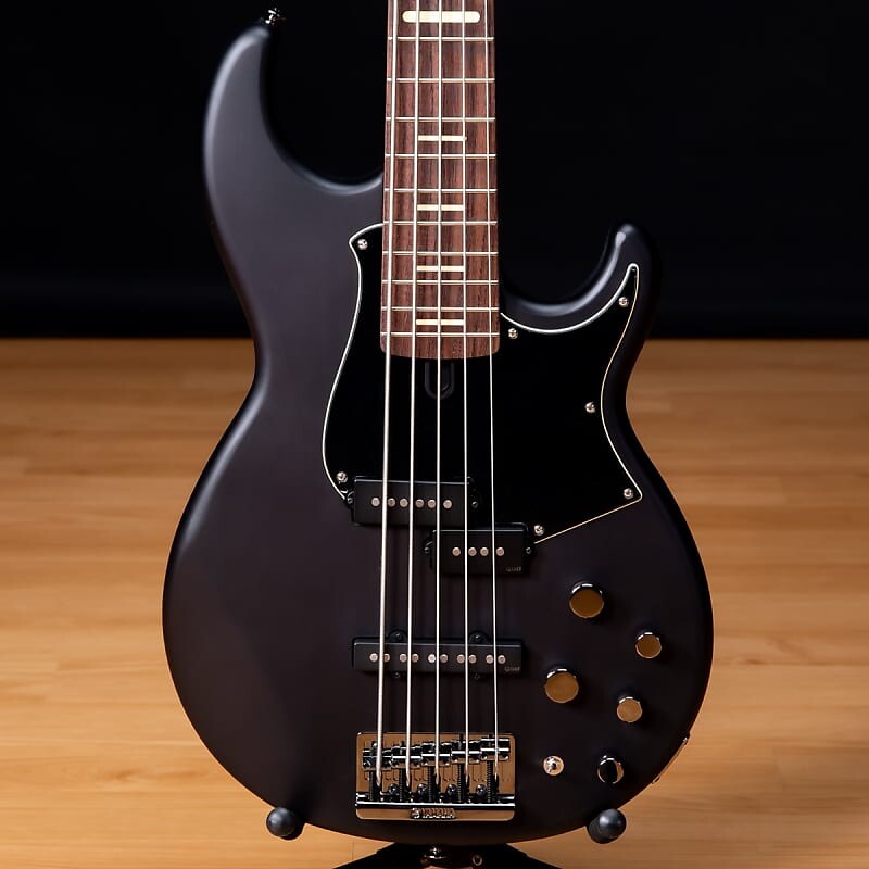 Yamaha BB735A 5-струнная электрическая бас-гитара - палисандр, матовый черный SN IIP263389
Yamaha BB735A 5-струнная электрическая бас-гитара - палисандр, матовый черный SN IIP263389