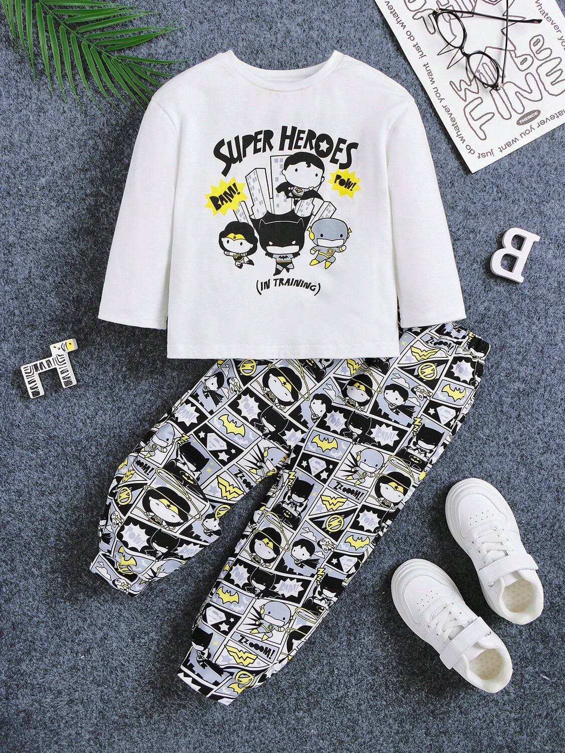 SHEIN Футболка и спортивные штаны с рисунком для молодых мальчиков с буквами и рисунками, многоцветный
SHEIN Футболка и спортивные штаны с рисунком для молодых мальчиков с буквами и рисунками, многоцветный