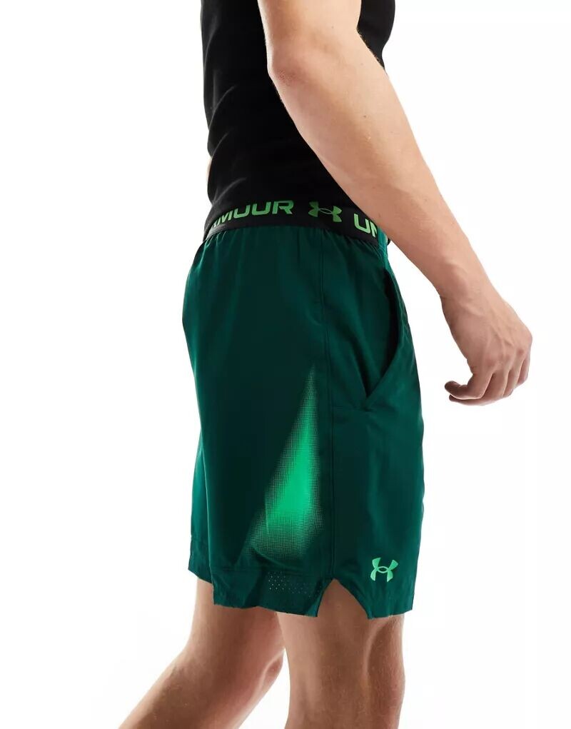 Зеленые тканые шорты с рисунком Under Armour Vanish, внутренний шов шириной 6 дюймов
Зеленые тканые шорты с рисунком Under Armour Vanish, внутренний шов шириной 6 дюймов