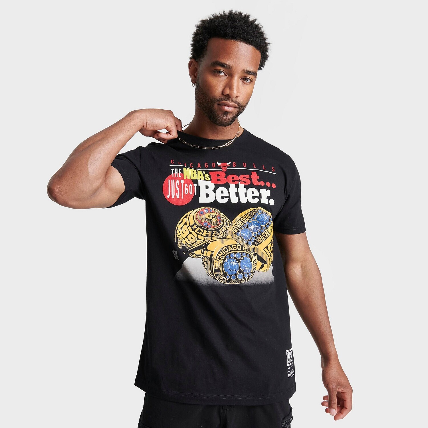 Мужская футболка Mitchell & Ness Chicago Bulls NBA Hardwood Classics 3 с графическим рисунком торфа, черный
Мужская футболка Mitchell & Ness Chicago Bulls NBA Hardwood Classics 3 с графическим рисунком торфа, черный