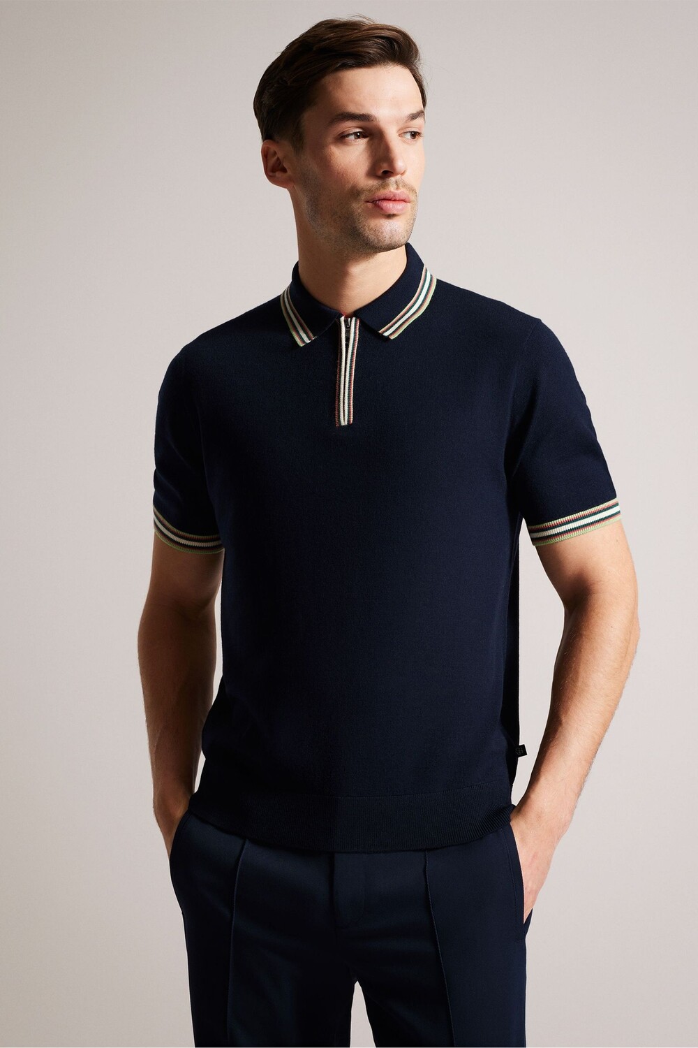 Синяя рубашка-поло Pierrot стандартного кроя с короткими рукавами Ted Baker, синий
Синяя рубашка-поло Pierrot стандартного кроя с короткими рукавами Ted Baker, синий