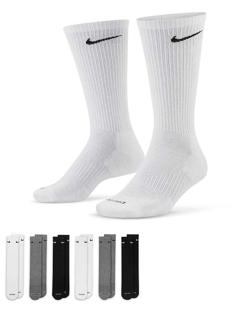 Nike Training – Everyday Cushioned Plus – комплект из 6 пар носков высотой до икры белого, серого и черного цветов
Nike Training – Everyday Cushioned Plus – комплект из 6 пар носков высотой до икры белого, серого и черного цветов