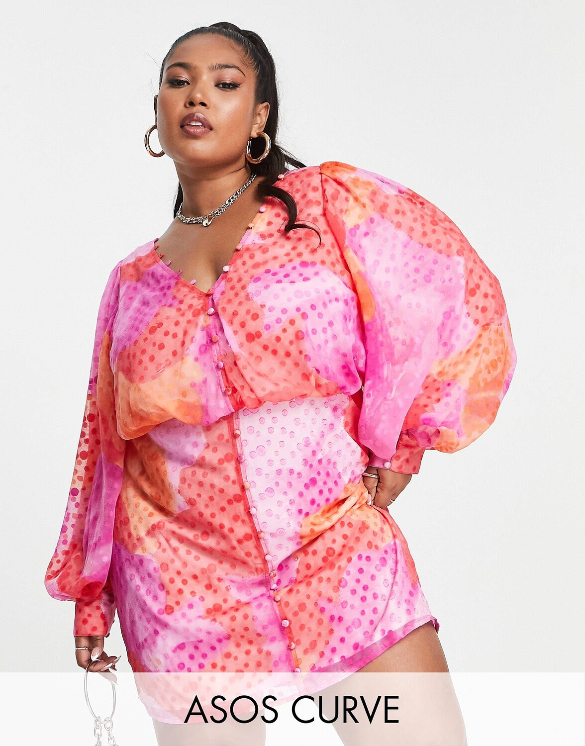 Мини-платье с ярким абстрактным принтом ASOS DESIGN Curve на пуговицах с объемными рукавами ASOS DESIGN
Мини-платье с ярким абстрактным принтом ASOS DESIGN Curve на пуговицах с объемными рукавами ASOS DESIGN
