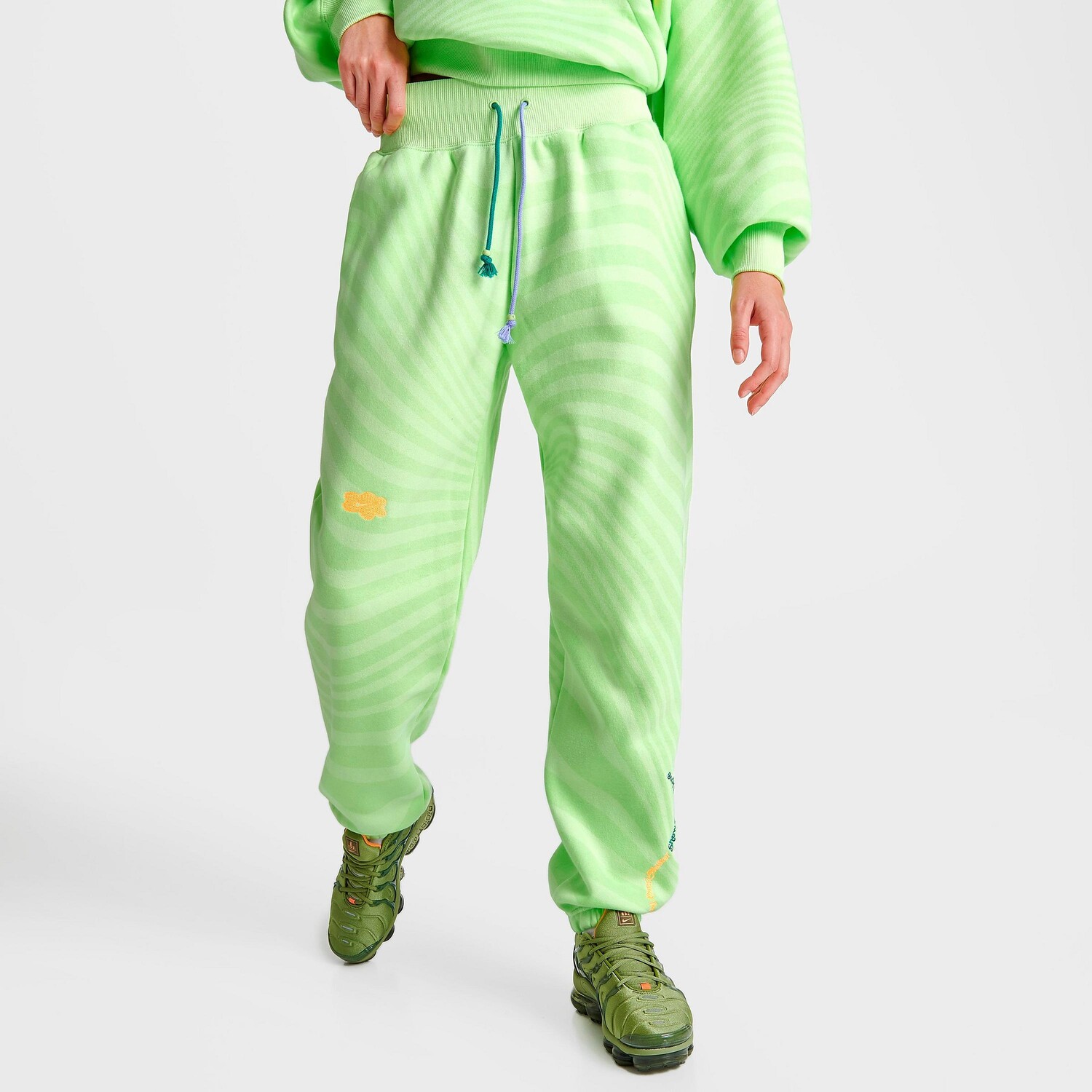 Женские спортивные штаны Nike Sportswear Phoenix Fleece с высокой талией Swirl, зеленый
Женские спортивные штаны Nike Sportswear Phoenix Fleece с высокой талией Swirl, зеленый