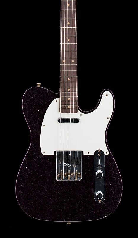 Fender Custom Shop Limited Edition 60's Telecaster Journeyman Relic - Aged Magenta Sparkle #60031
Fender Custom Shop Limited Edition 60's Telecaster Journeyman Relic - Aged Magenta Sparkle #60031