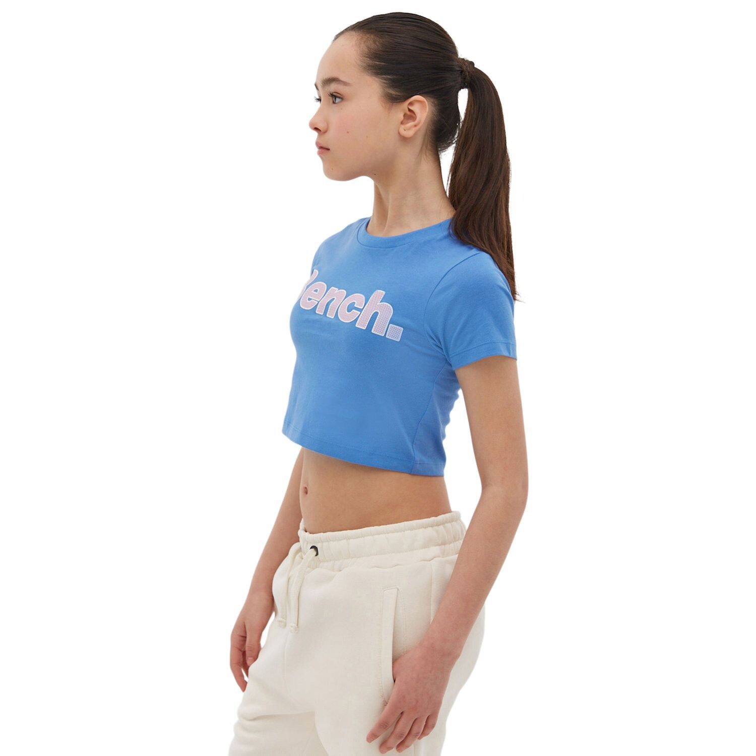 Укороченная футболка Bench DNA Kay для девочек 7–14 лет с графическим рисунком и прорезиненным перфорированным логотипом (стандартный цвет) Bench DNA
Укороченная футболка Bench DNA Kay для девочек 7–14 лет с графическим рисунком и прорезиненным перфорированным логотипом (стандартный цвет) Bench DNA