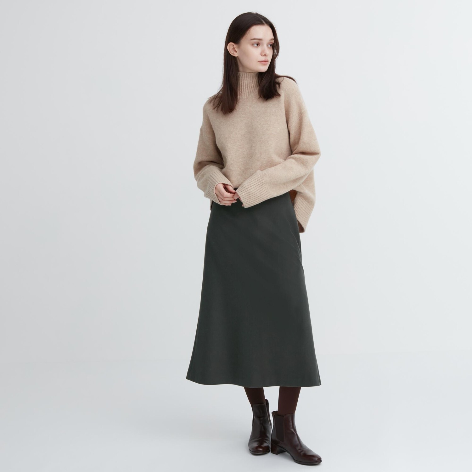 Юбка-клеш из начесанного джерси (стандартная длина 80–84 см) Uniqlo, темно-зеленый
Юбка-клеш из начесанного джерси (стандартная длина 80–84 см) Uniqlo, темно-зеленый