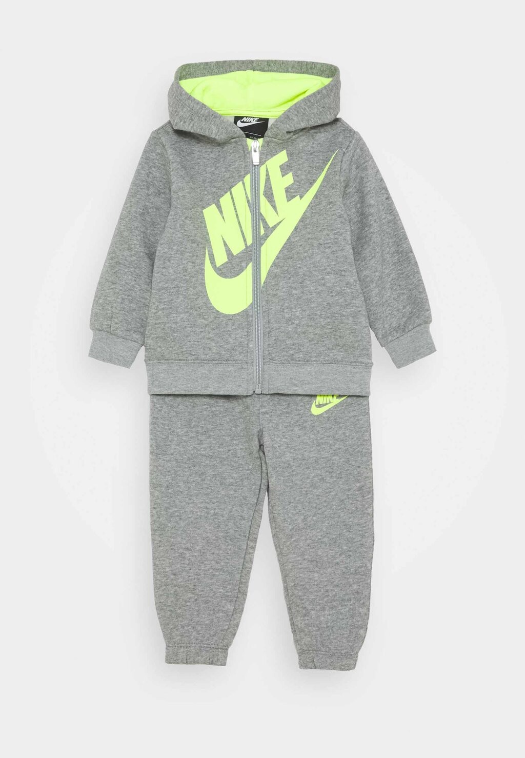 Спортивный костюм SUEDED FUTURA JOGGER SET Nike Sportswear, цвет dark grey heather
Спортивный костюм SUEDED FUTURA JOGGER SET Nike Sportswear, цвет dark grey heather