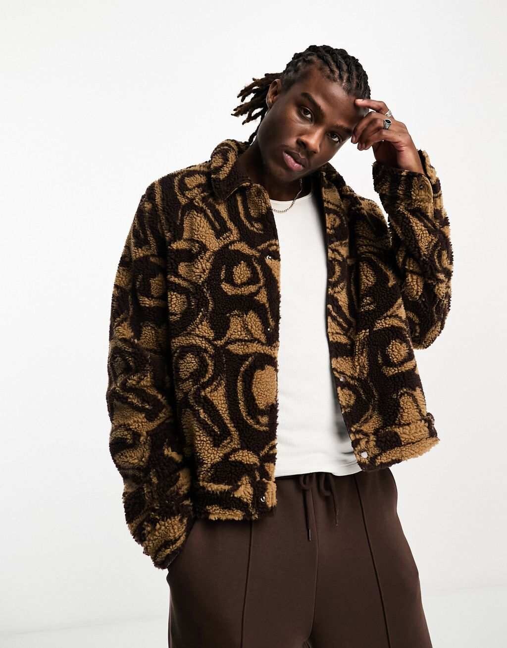 Коричневая куртка борг в стиле вестерн стандартного кроя с принтом борг ASOS DESIGN, Коричневый
Коричневая куртка борг в стиле вестерн стандартного кроя с принтом борг ASOS DESIGN, Коричневый