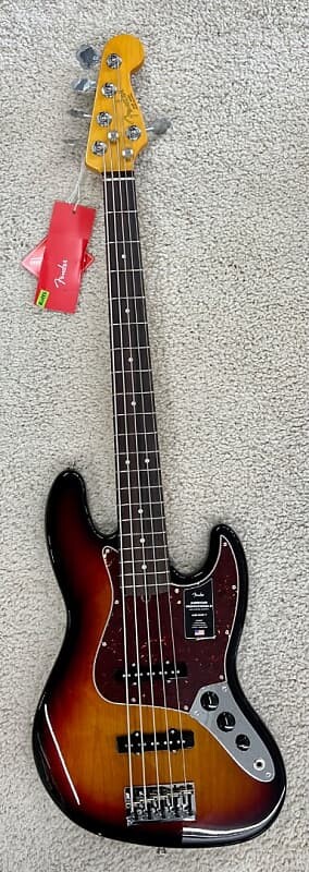 Басс гитара Fender American Professional II Jazz Bass V, 5-String 3-Color Sunburst w/Case
Басс гитара Fender American Professional II Jazz Bass V, 5-String 3-Color Sunburst w/Case