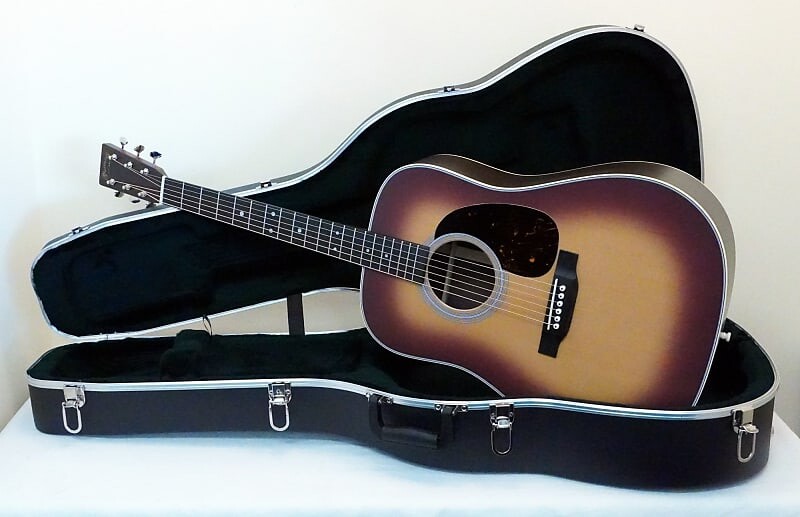 Акустическая гитара Martin D-28 Satin Amberburst Standard Series Dreadnought Guitar with Case
Акустическая гитара Martin D-28 Satin Amberburst Standard Series Dreadnought Guitar with Case