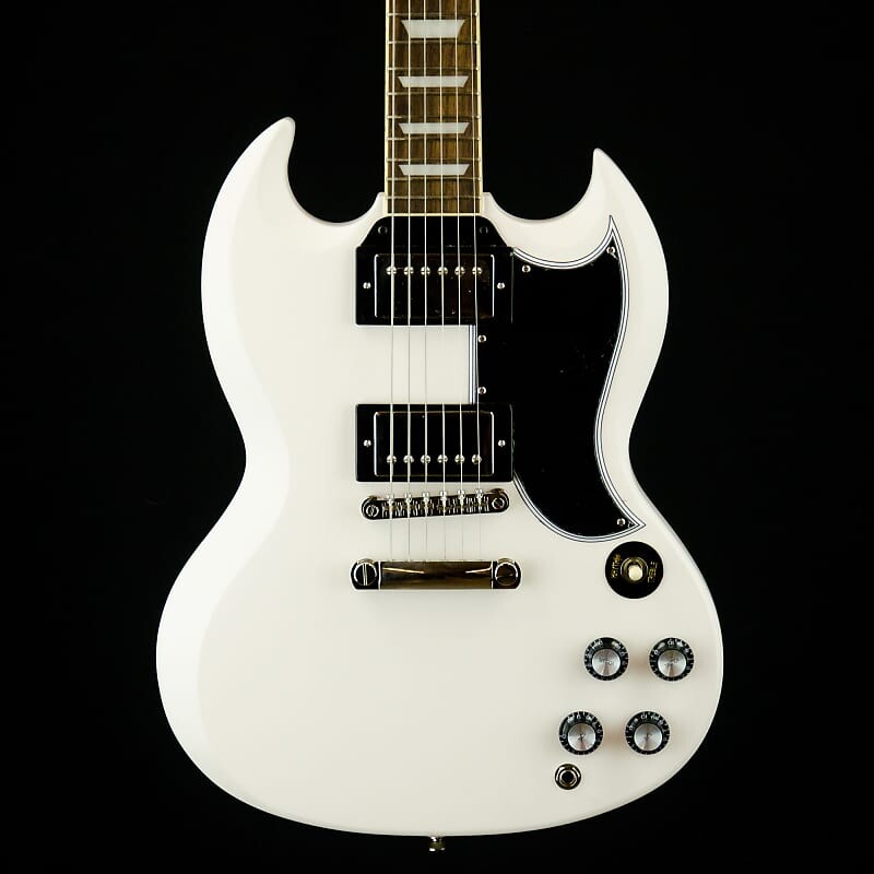 Epiphone 1961 Les Paul SG Standard, классический белый состаренный, с жестким футляром EIGC61SGACWNH1
Epiphone 1961 Les Paul SG Standard, классический белый состаренный, с жестким футляром EIGC61SGACWNH1