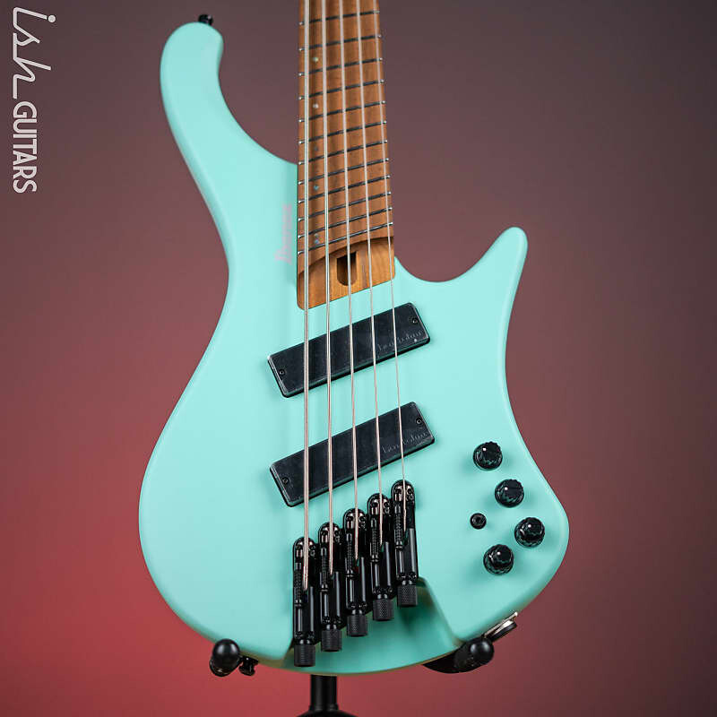 Ibanez EBH1005MS Multi-Scale 5-String Headless Bass Seafoam Green Matte EBH1005MS Multi-Scale 5-String Headless Bass Matte
Ibanez EBH1005MS Multi-Scale 5-String Headless Bass Seafoam Green Matte EBH1005MS Multi-Scale 5-String Headless Bass Matte