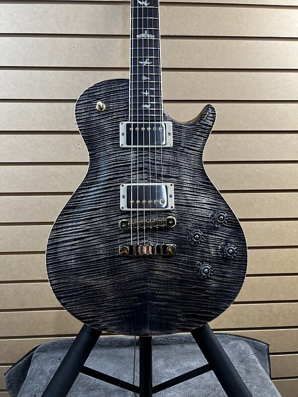 Электрогитара PRS McCarty Singlecut 594 Electric Guitar - Charcoal, 10-Top w/OHSC & PLEK*D #407
Электрогитара PRS McCarty Singlecut 594 Electric Guitar - Charcoal, 10-Top w/OHSC & PLEK*D #407