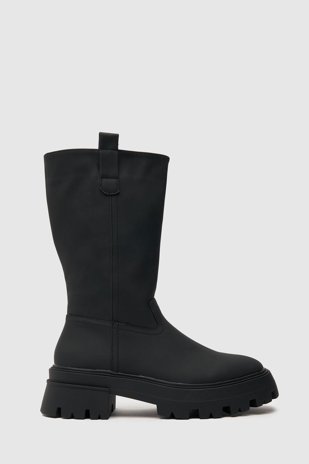 Пуловер Black Daniella на толстой подошве с ботильонами и ботинками Schuh, черный
Пуловер Black Daniella на толстой подошве с ботильонами и ботинками Schuh, черный