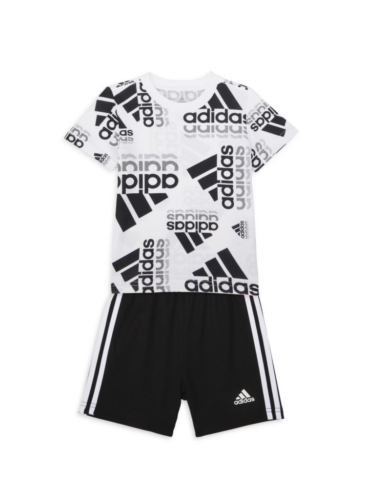 Комплект из двух предметов: футболка и шорты для мальчика Adidas, цвет White Black
Комплект из двух предметов: футболка и шорты для мальчика Adidas, цвет White Black