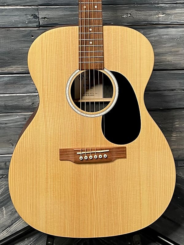 Акустическая электрогитара Martin 000-X2E серии X Martin 000-X2E X-Series Electric Guitar
Акустическая электрогитара Martin 000-X2E серии X Martin 000-X2E X-Series Electric Guitar