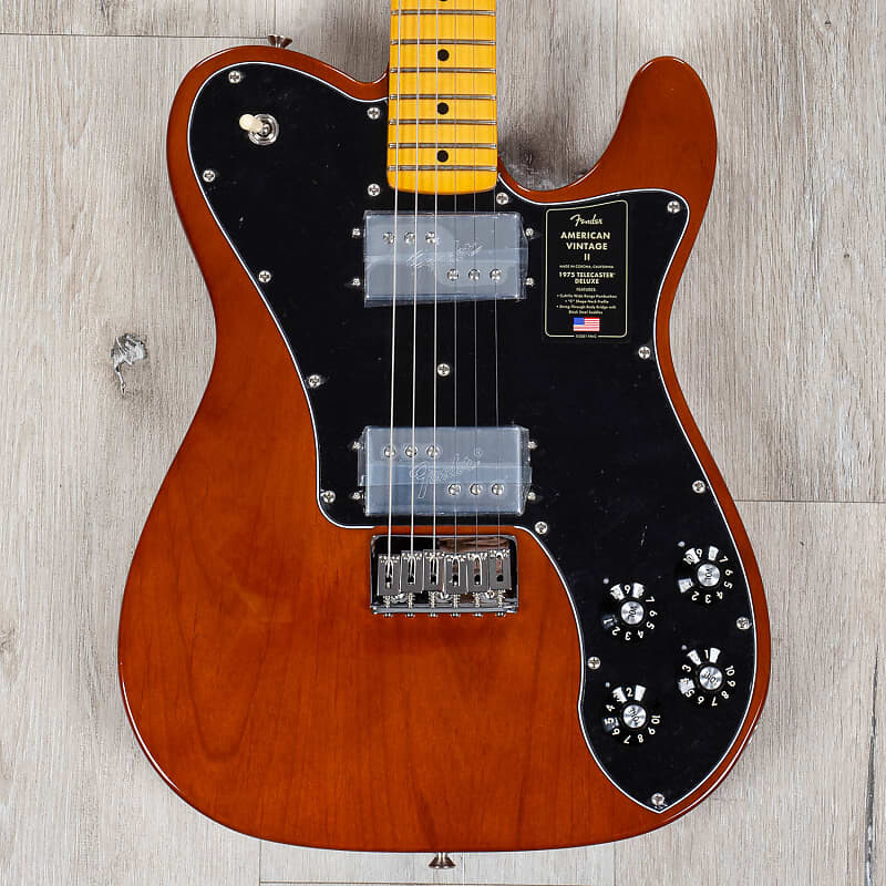 Гитара Fender American Vintage II 1975 Telecaster Deluxe, гриф из клена, цвет мокко 0110332829
Гитара Fender American Vintage II 1975 Telecaster Deluxe, гриф из клена, цвет мокко 0110332829