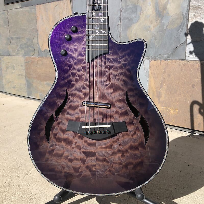 Taylor Custom # 19: T5z, стеганый кленовый топ с глянцевой отделкой Supernova Edgeburst CUSTOMT5Z19
Taylor Custom # 19: T5z, стеганый кленовый топ с глянцевой отделкой Supernova Edgeburst CUSTOMT5Z19