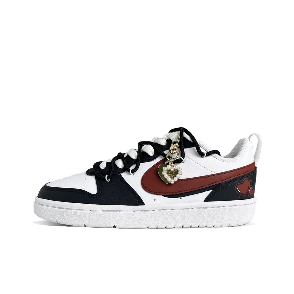 Кроссовки Nike Court Borough Skateboarding Shoes Women's Low-top Black/Red/White, черный/красный
Кроссовки Nike Court Borough Skateboarding Shoes Women's Low-top Black/Red/White, черный/красный