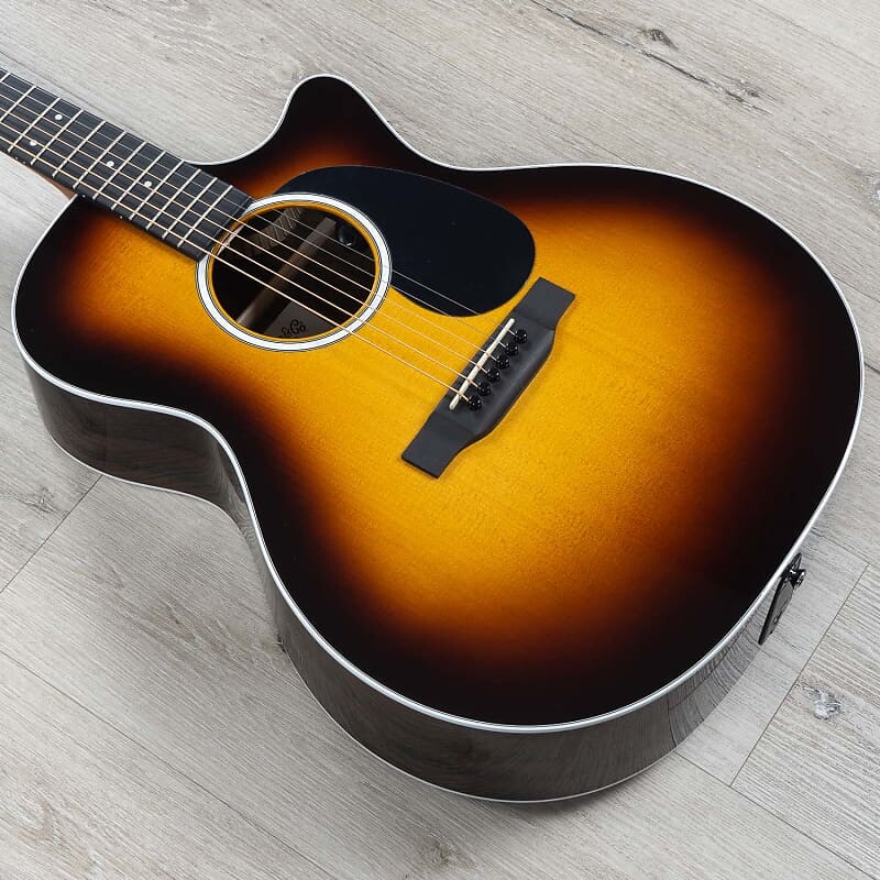 Акустическая электрогитара Martin GPC-13E с чехлом, топ из ситхинской ели, Burst GPC13E-Burst
Акустическая электрогитара Martin GPC-13E с чехлом, топ из ситхинской ели, Burst GPC13E-Burst