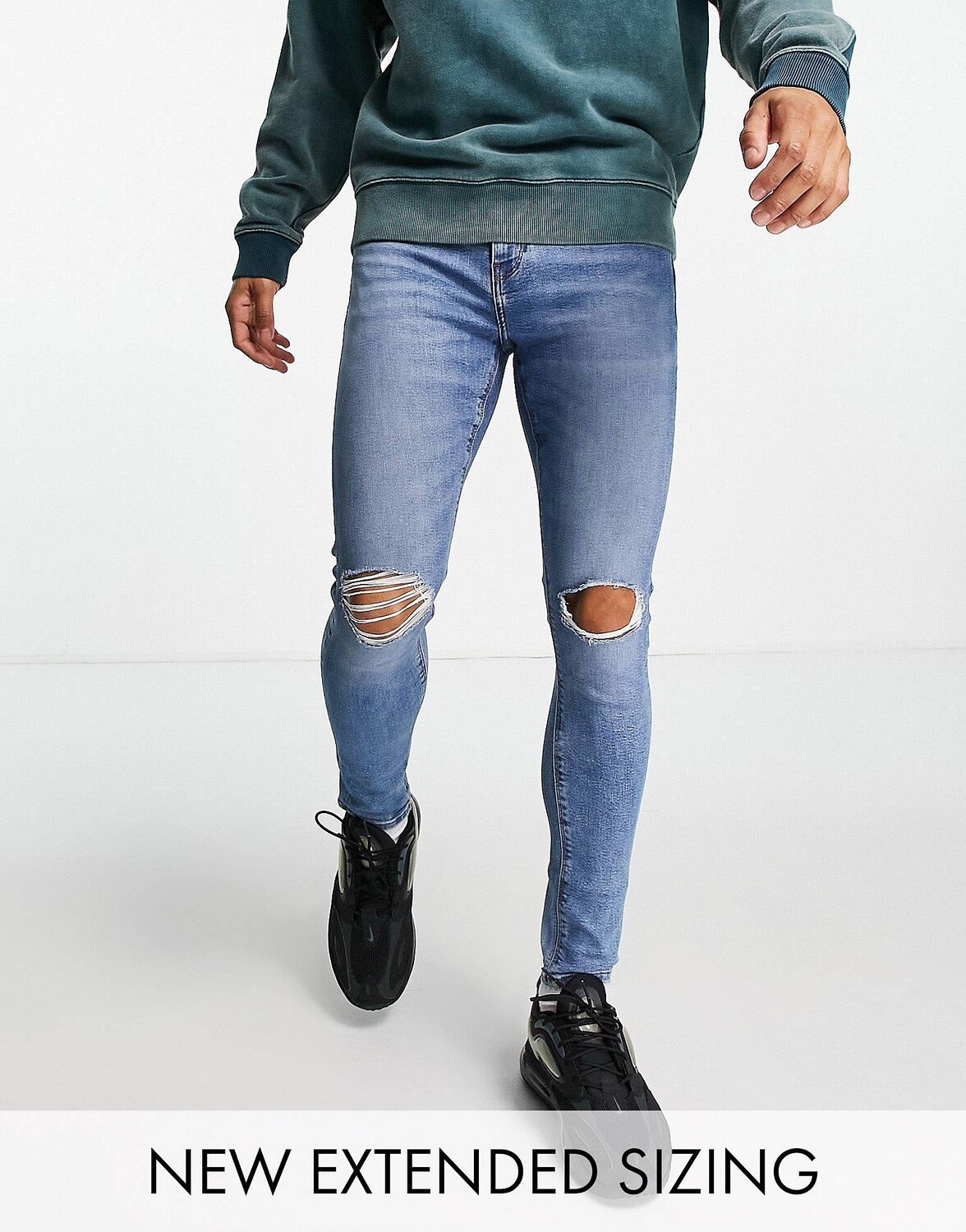 Джинсы ASOS DESIGN Power Stretch синего цвета с прорезами на коленях средней потертости
Джинсы ASOS DESIGN Power Stretch синего цвета с прорезами на коленях средней потертости
