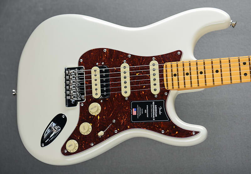 American Professional II Stratocaster HSS - олимпийский белый с кленом Fender American Professional II Stratocaster HSS - w/Maple
American Professional II Stratocaster HSS - олимпийский белый с кленом Fender American Professional II Stratocaster HSS - w/Maple