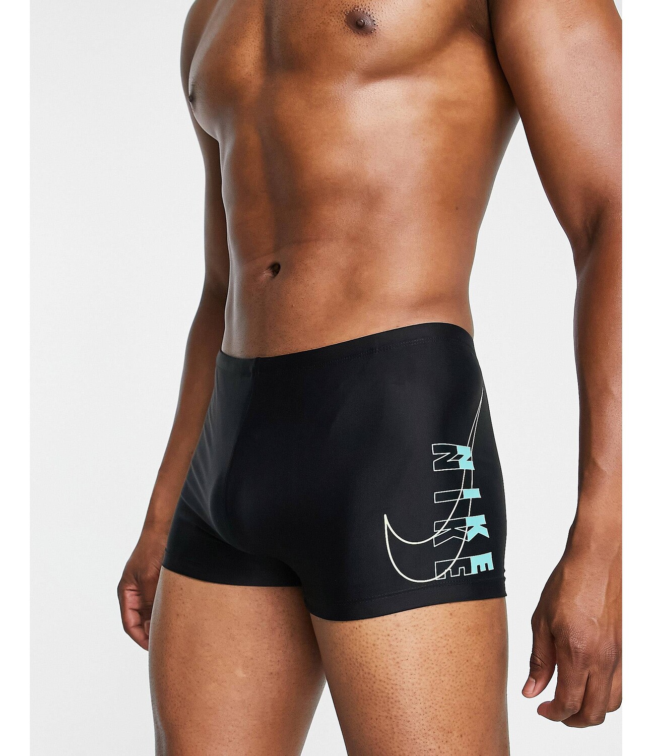 Черные облегающие плавки-шорты с квадратным краем и логотипом Nike Swiming Nike Swimming
Черные облегающие плавки-шорты с квадратным краем и логотипом Nike Swiming Nike Swimming