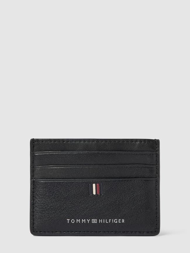 Визитница из воловьей кожи с деталями лейбла модель «CENTRAL» Tommy Hilfiger, черный
Визитница из воловьей кожи с деталями лейбла модель «CENTRAL» Tommy Hilfiger, черный