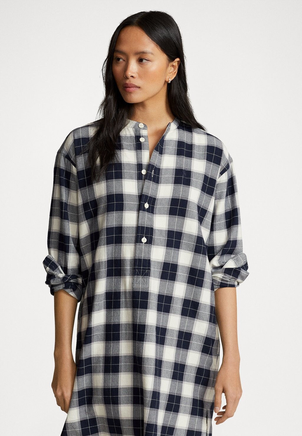Летнее платье Long Sleeve Day Dress Polo Ralph Lauren, цвет dark navy multi plaid
Летнее платье Long Sleeve Day Dress Polo Ralph Lauren, цвет dark navy multi plaid