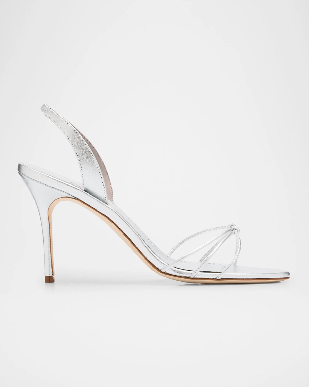 Сандалии Sareta с перекрещенными бретельками металлизированного цвета Manolo Blahnik, серебряный
Сандалии Sareta с перекрещенными бретельками металлизированного цвета Manolo Blahnik, серебряный