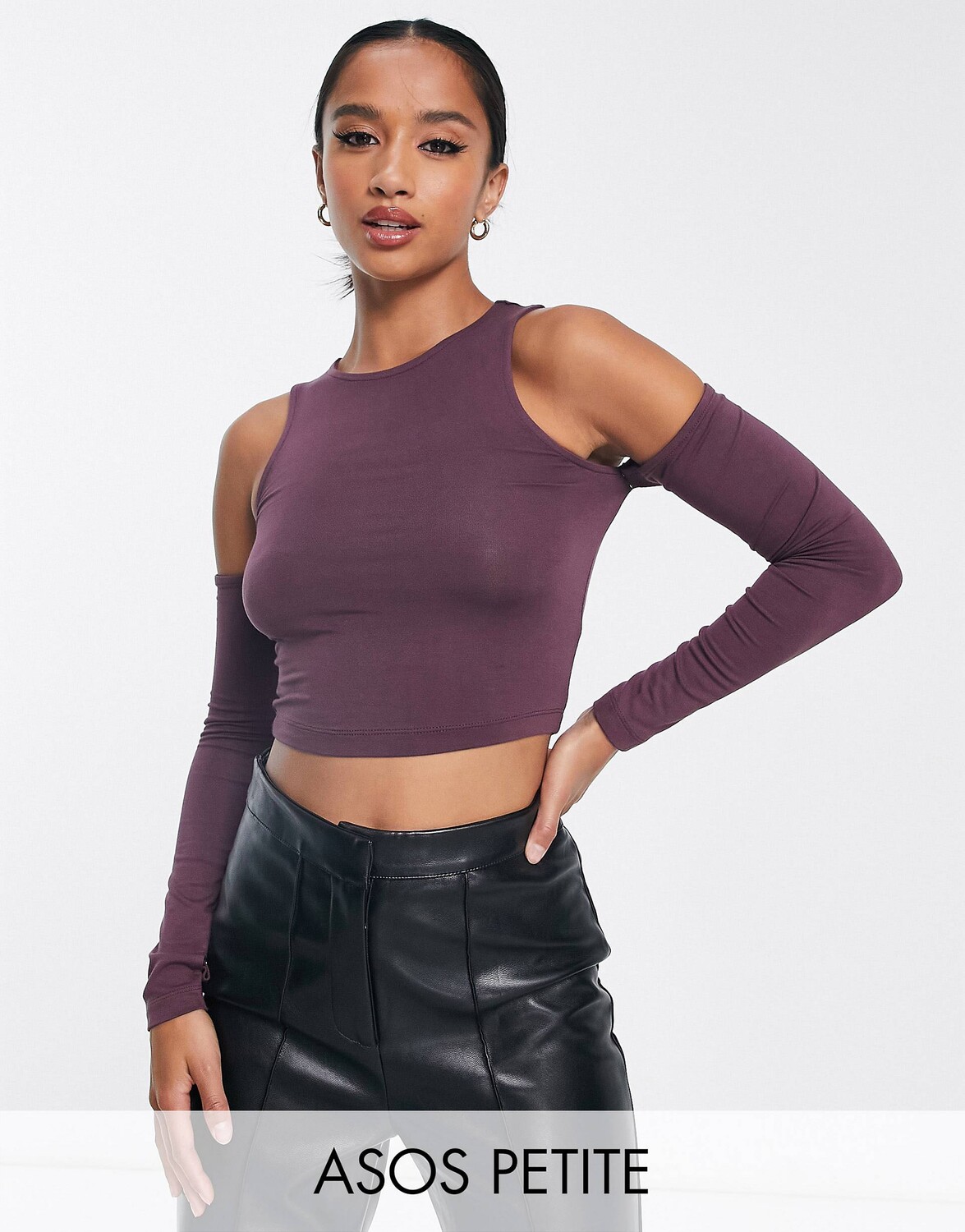 Укороченный топ баклажанового цвета с открытыми плечами ASOS DESIGN Petite, Фиолетовый
Укороченный топ баклажанового цвета с открытыми плечами ASOS DESIGN Petite, Фиолетовый