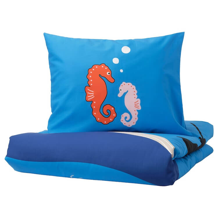 Комплект детского постельного белья Ikea Blavingad Sea Animals, 2 предмета, 140x200/80x80, синий/мультиколор
Комплект детского постельного белья Ikea Blavingad Sea Animals, 2 предмета, 140x200/80x80, синий/мультиколор