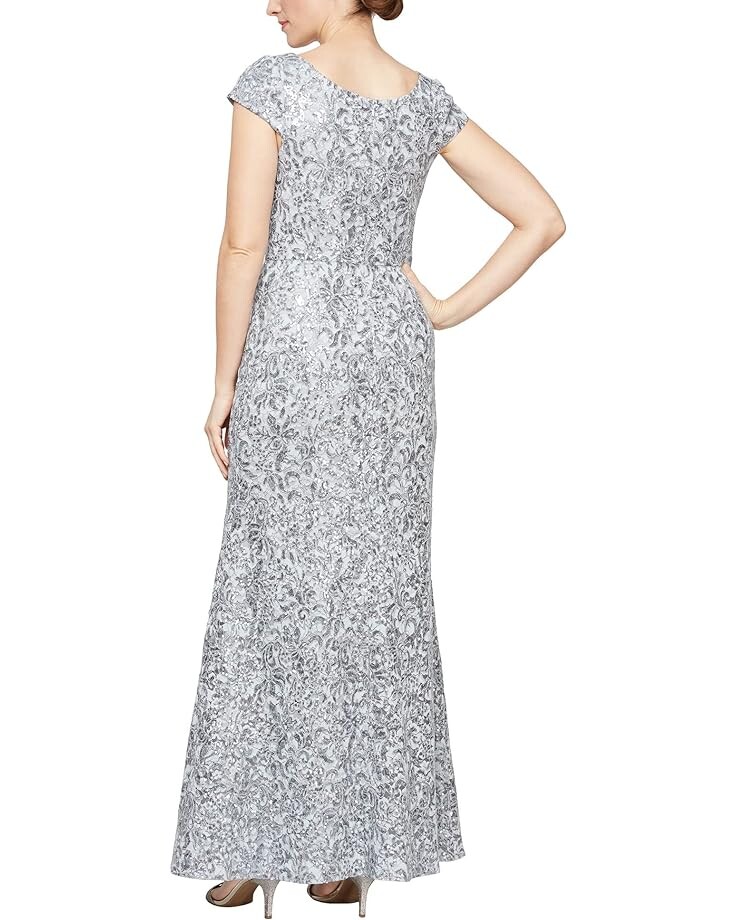Платье Alex Evenings Long Fit-and-Flare Dress with Cap Sleeves and Corded Detail Scoop Neck, светло-синий
Платье Alex Evenings Long Fit-and-Flare Dress with Cap Sleeves and Corded Detail Scoop Neck, светло-синий