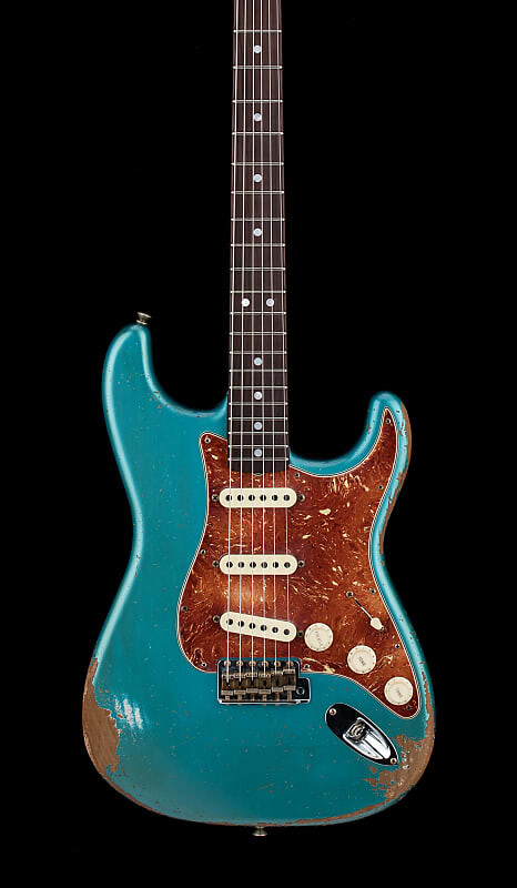 Fender Custom Shop Дейв Браун Masterbuilt Empire 67 Stratocaster Relic #62537 Custom Shop Dave Brown Masterbuilt Empire 67 Stratocaster Relic
Fender Custom Shop Дейв Браун Masterbuilt Empire 67 Stratocaster Relic #62537 Custom Shop Dave Brown Masterbuilt Empire 67 Stratocaster Relic