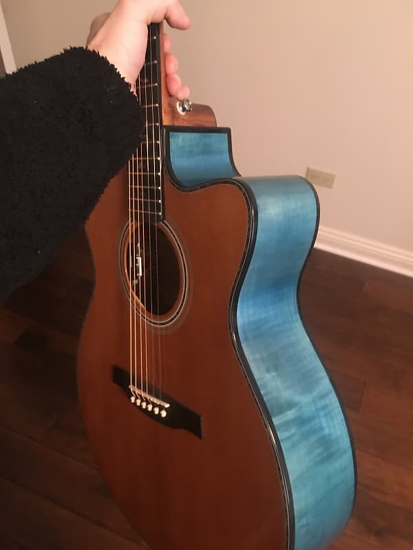 PRS SE A50E Angelus lmtd edition Синий Маттео SE A50E Angelus with Fishman GT1 Pickup
PRS SE A50E Angelus lmtd edition Синий Маттео SE A50E Angelus with Fishman GT1 Pickup